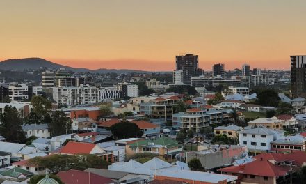 Zero-Net Kurilpa addressing Climate Change in cafes and bars of the inner city.