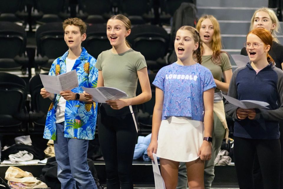 Gotta sing! Gotta dance! Music theatre workshop extravaganza!