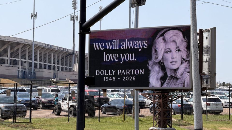 Dolly Parton: A Life of Giving
